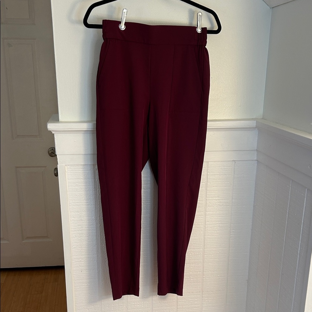 LOFT Lou & Grey Maroon Casual Athletic Cropped Ankle Pants size XS NWT